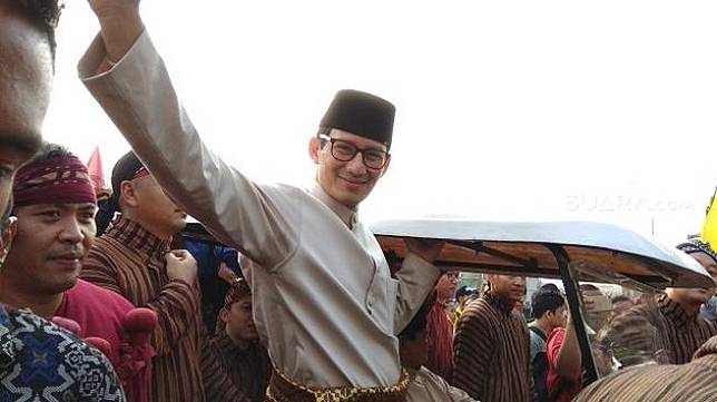 Calon Wakil Presiden (Cawapres) Sandiaga Uno saat menghadiri deklarasi kampanye damai di Monas, Minggu (23/9/2018). (Chyntia Sami B)