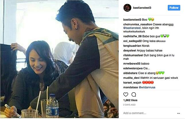 Ini Foto-foto Kebersamaan Chelsea Islan - Bastian Steel