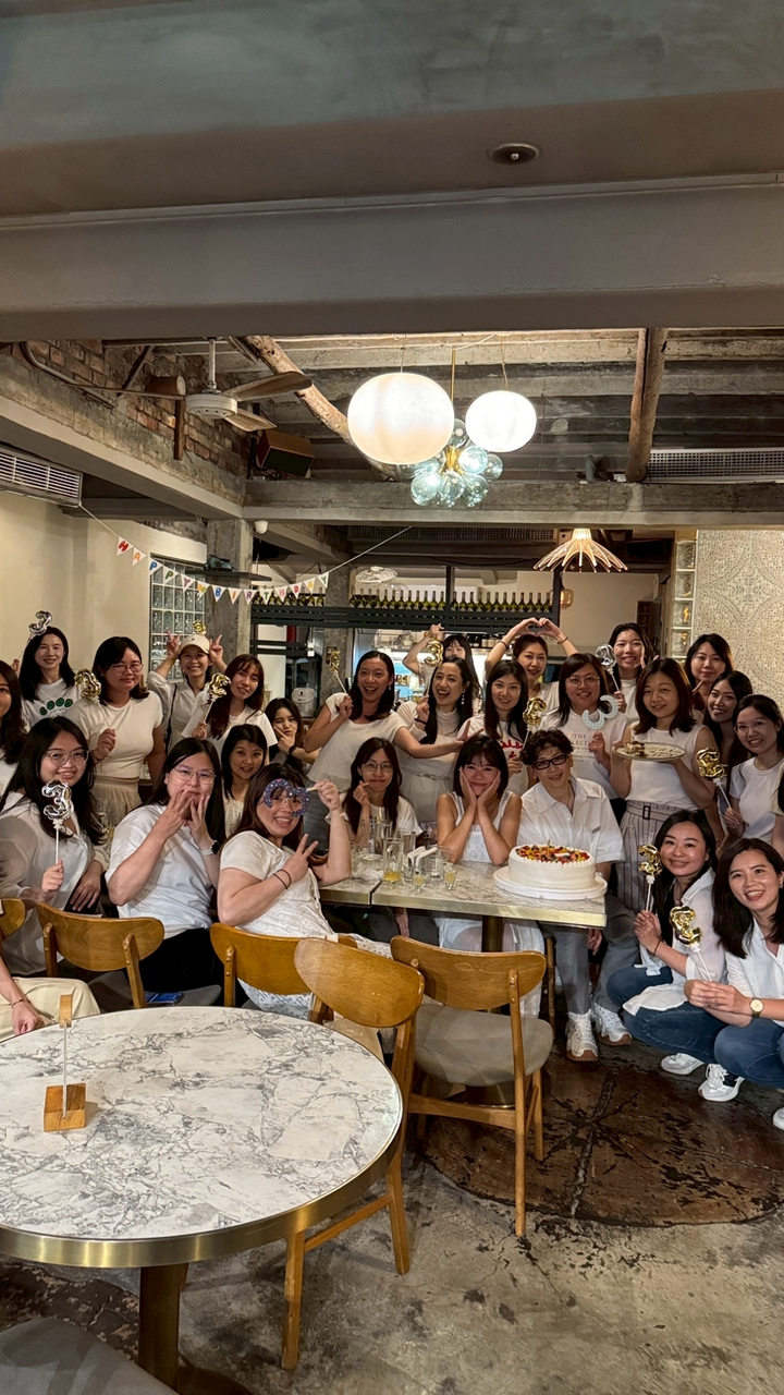 出走女子 | 大群