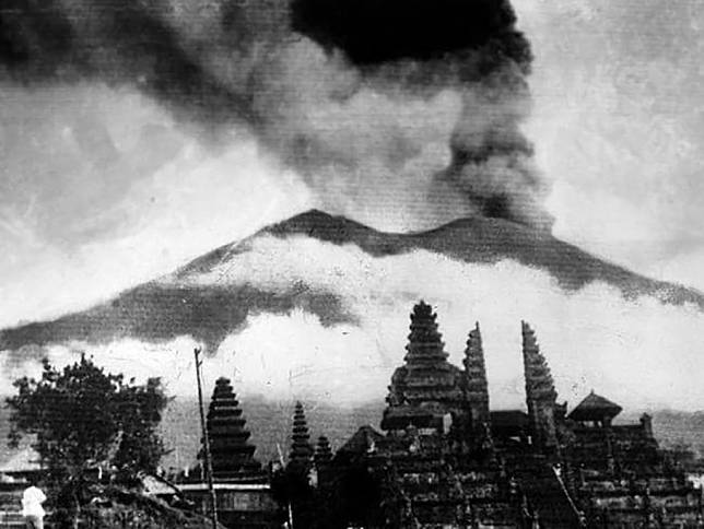 Mengenang Letusan Gunung Agung 1963 Yang Mematikan