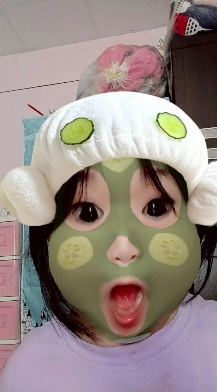 絜的群群／帥哥美女都給林北進來