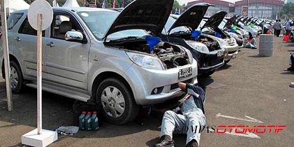 Mobil Mesin  Bensin  Boleh Pakai Oli Khusus Diesel  