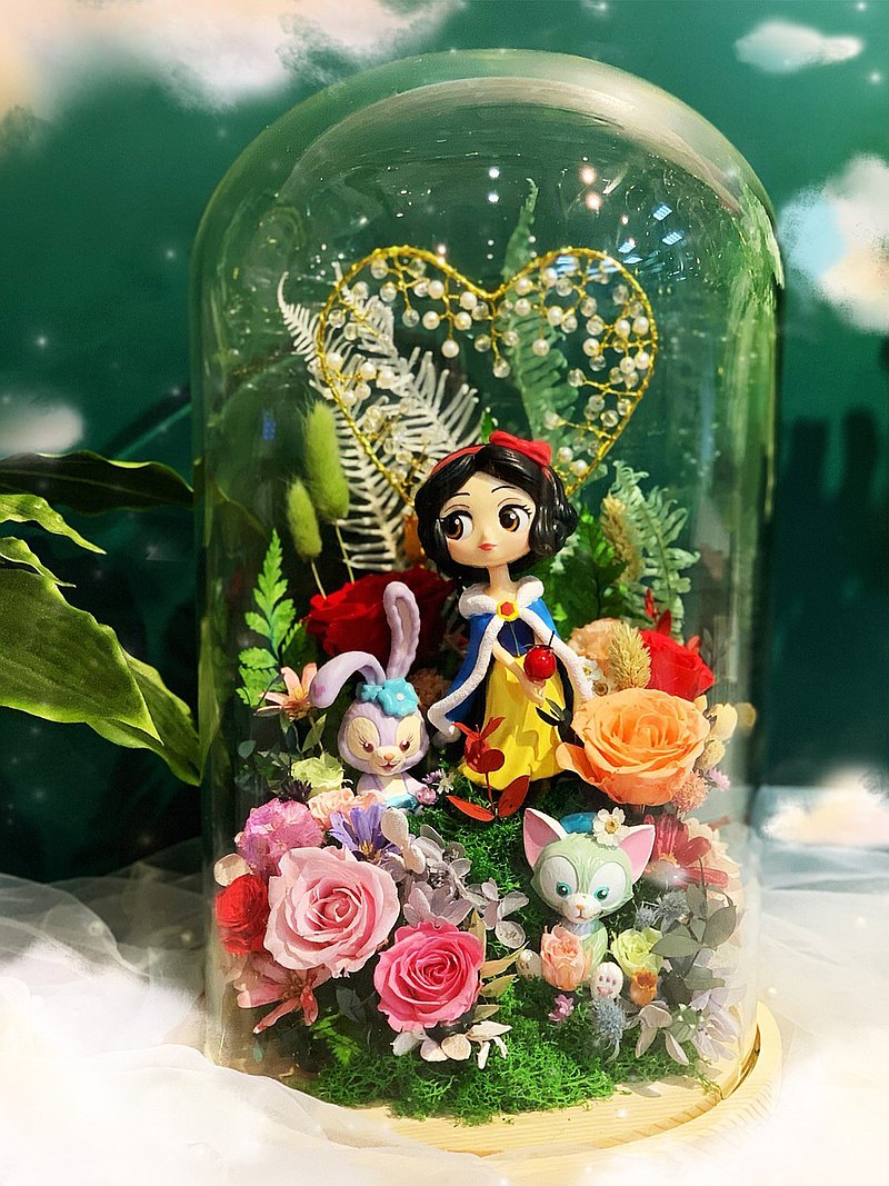 迪士尼公主永生花玻璃盅<br />公主們搭配著不凋花的美，讓美麗永遠流傳