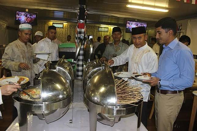 7 Tradisi Unik Ramadan di Berbagai Belahan Dunia