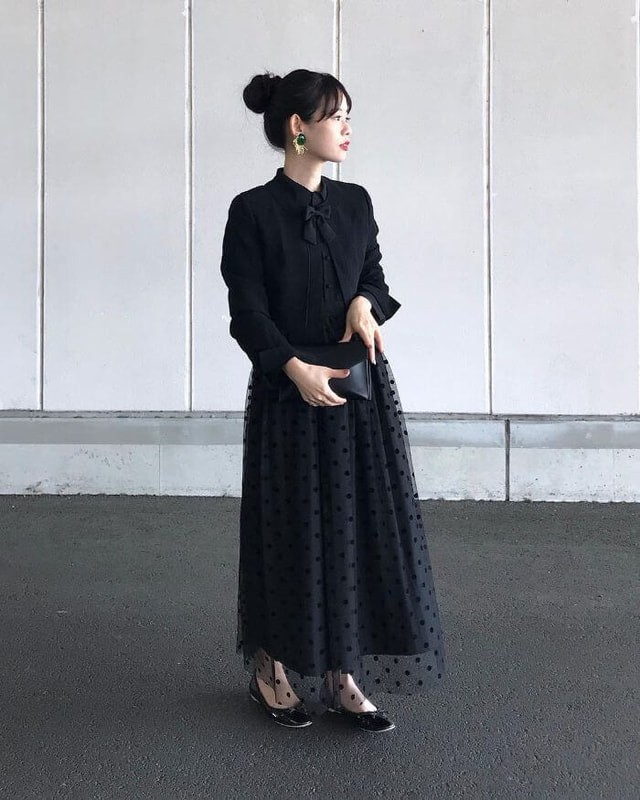 ディナーショーの服装に迷ったらチェック お手本コーデ21選 Mine