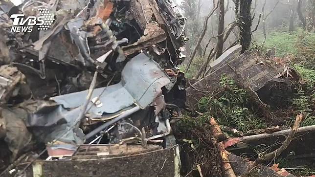 國軍UH-60M黑鷹直升機2日失事。圖／TVBS資料畫面