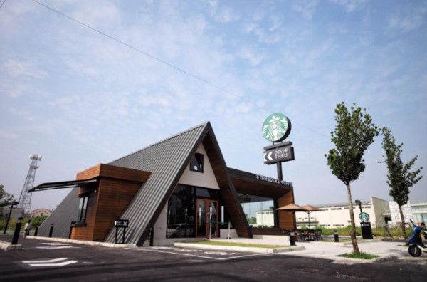 民雄門市（圖片來源／統一星巴克）