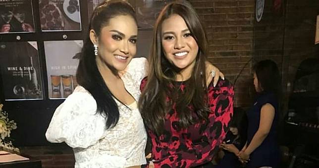 Selain Aurel-Azriel, 7 seleb ini juga pernah berseteru dengan ibunya