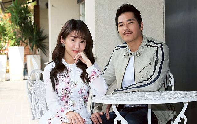 藍正龍（右）首次執導電影找郭書瑤擔任女主角。記者潘俊宏／攝影