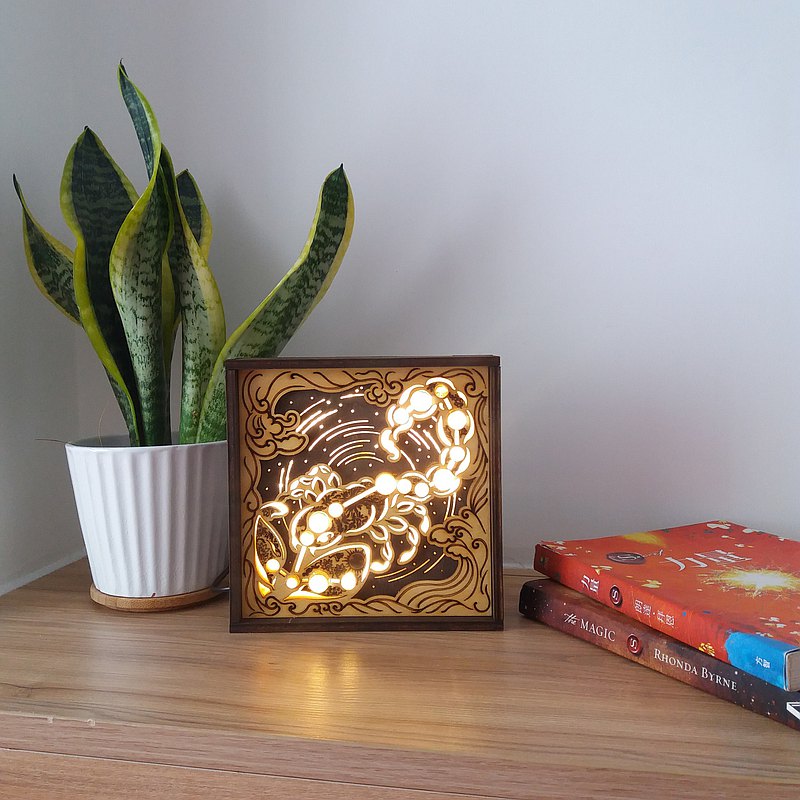 【星座小夜燈 - 天蠍座】木製水晶燈飾擺設/ 家居/ 辦工室