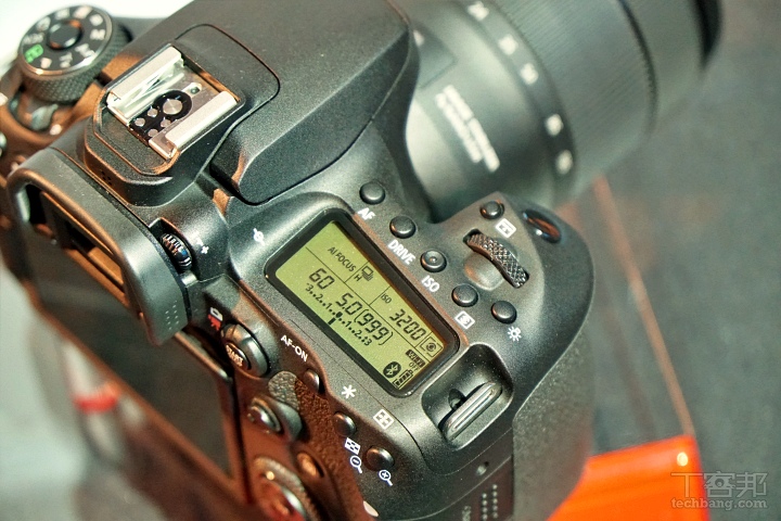 Canon EOS 90D 在台上市，主打高速攝影、4K 30fps 無裁切錄影