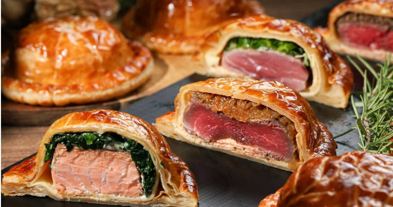 Robin’s牛排館以威靈頓肉派為主題提供四種肉品選擇，包括推出市場少見的「威靈頓紐西蘭鹿菲力」與「威靈頓白羅曼鵝」。（圖／台北晶華酒店提供）