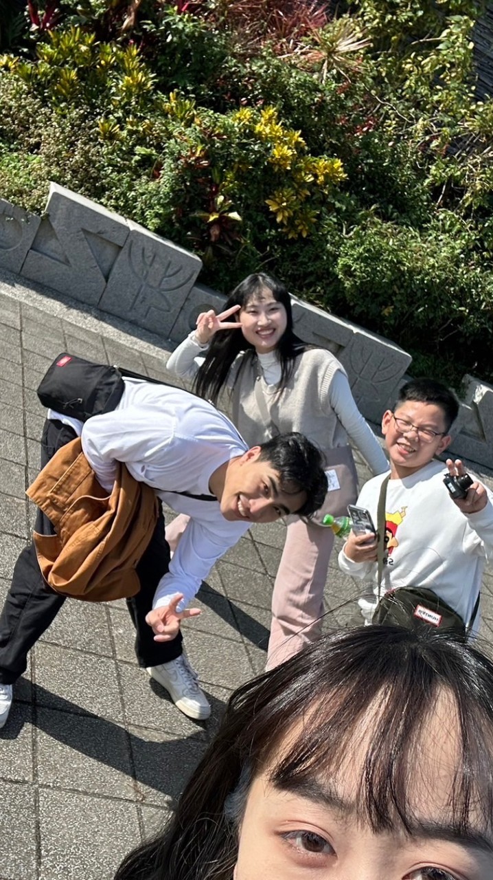 洪家醜八怪