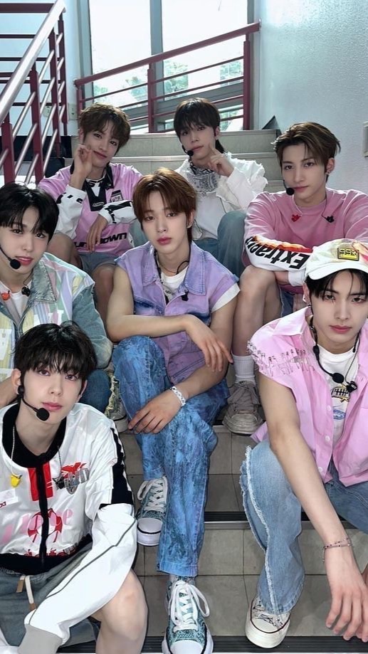 認識NEXZ的途中🔍