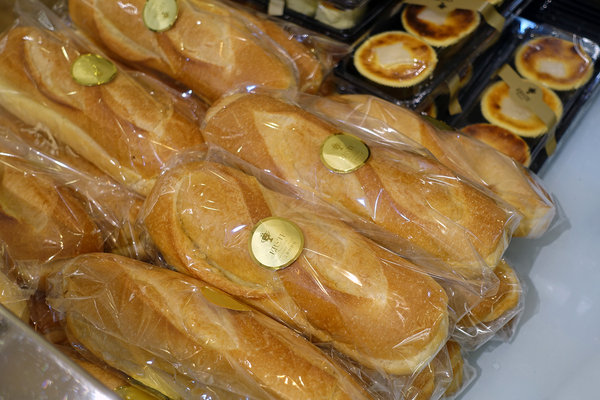大安區甜點店艾斯特烘焙Erste Patisserie 4週年慶優惠，用銅板價品嚐世界西點冠軍師傅甜點，使用三倍券優惠更超值