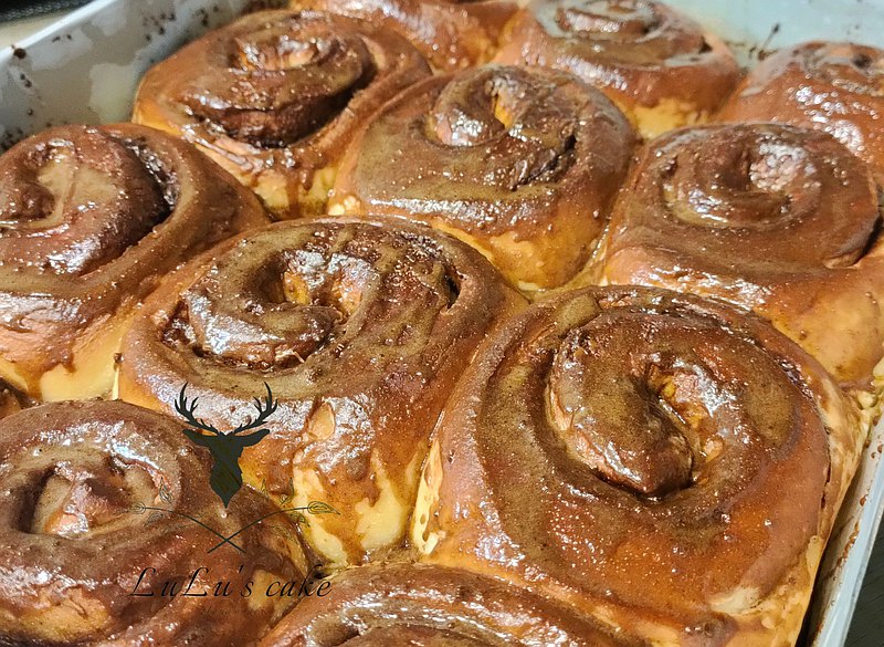 邪惡黑糖肉桂捲