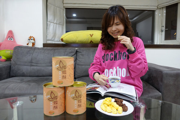 千層蛋捲推薦-38熊蝶蝶酥,團購美食台北伴手禮,包裝可客製化的手工蛋捲,適合當婚禮小物、彌月禮、公司團體贈品的好吃宅配美食