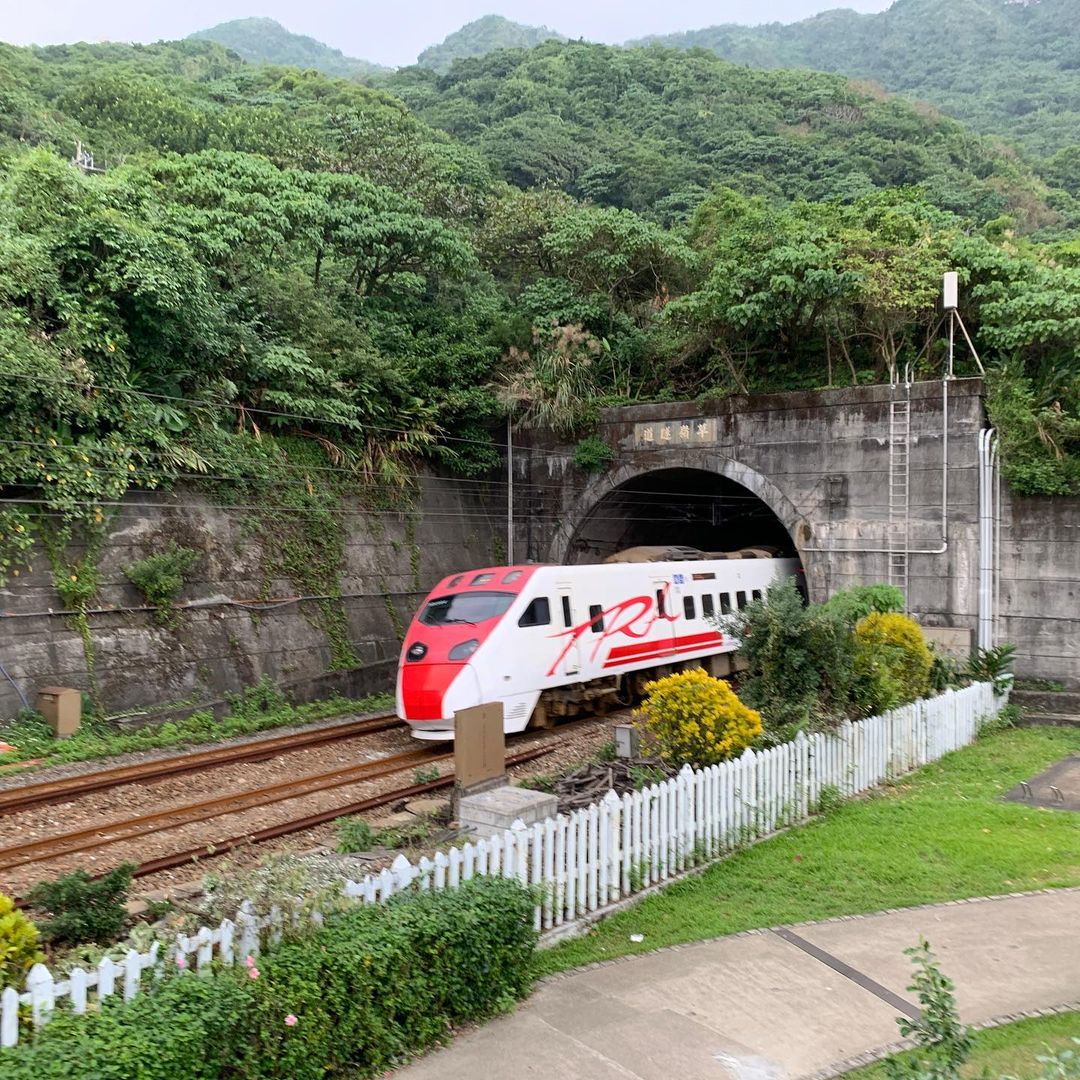 舊草嶺自行車隧道 @dowhat Taiwan1