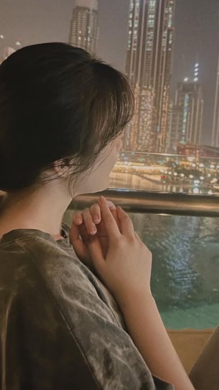 舒芷の拆卡/買賣社群