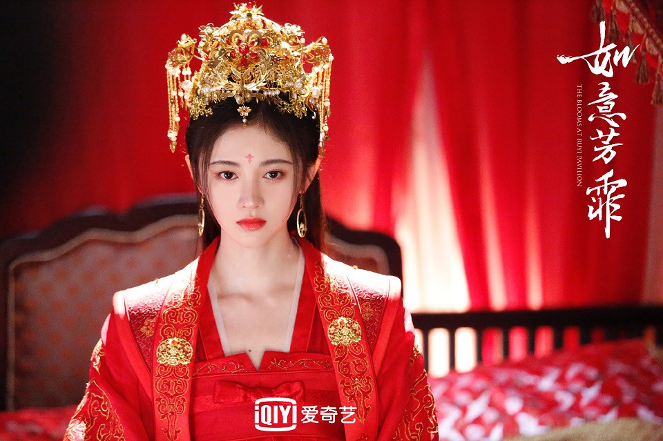 近期熱播古裝劇「紅衣美人」1：鞠婧禕 飾演《如意芳霏》傅容
