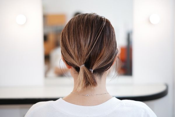 ゴムさえあればok ミニボブさんの 首元すっきり ヘアアレンジ術