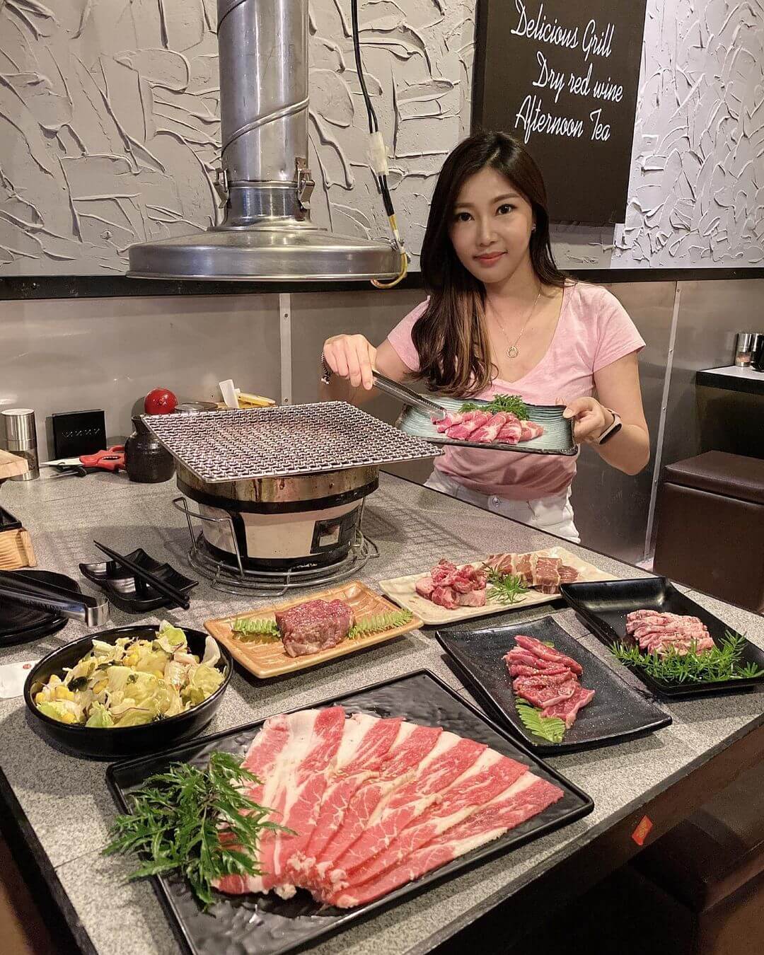 桃園吃到飽｜燒肉吃到飽餐廳推薦，從頂級奢華到美味平價，感受油花在舌尖跳動的美妙滋味。
