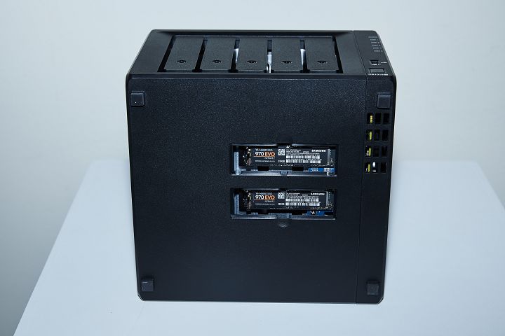 Synology 展出全新 Mesh 路由器及多款 NAS 新品，軟體套件大幅升級，提昇企業佈署及管理能力