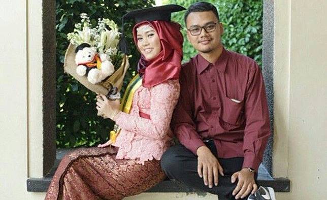 Wisuda di Indonesia Itu Ribet, Nih 7 Alasannya