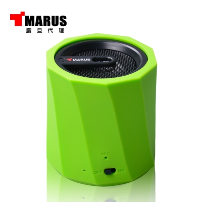 無線藍牙傳輸/LINE IN/Micro SD三種連接方式重低音音響效果，小體積大震撼搭配手機/筆電，免持通話內建鋰電池，方便外出使用NCC證號：CCAB14LP3650T1