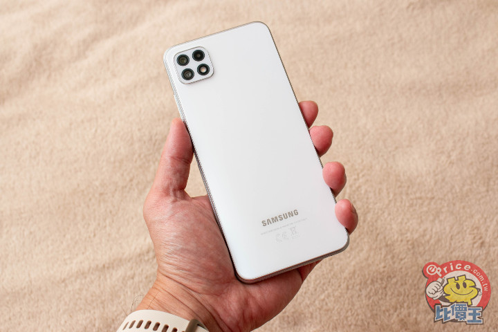 三星最入門 5G 機 Galaxy A22 5G 試用報告
