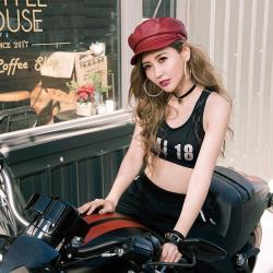 ◎流暢線條，霊活律動|◎寬版肩帶，舒適減壓|◎吸濕排汗，抵抗UV品牌:8:AT類別:單件式內衣款式:運動內衣胸圍:70,75,80,85罩杯大小:A,B,C,D,E罩杯型態:全罩杯罩杯厚度:薄襯/均薄