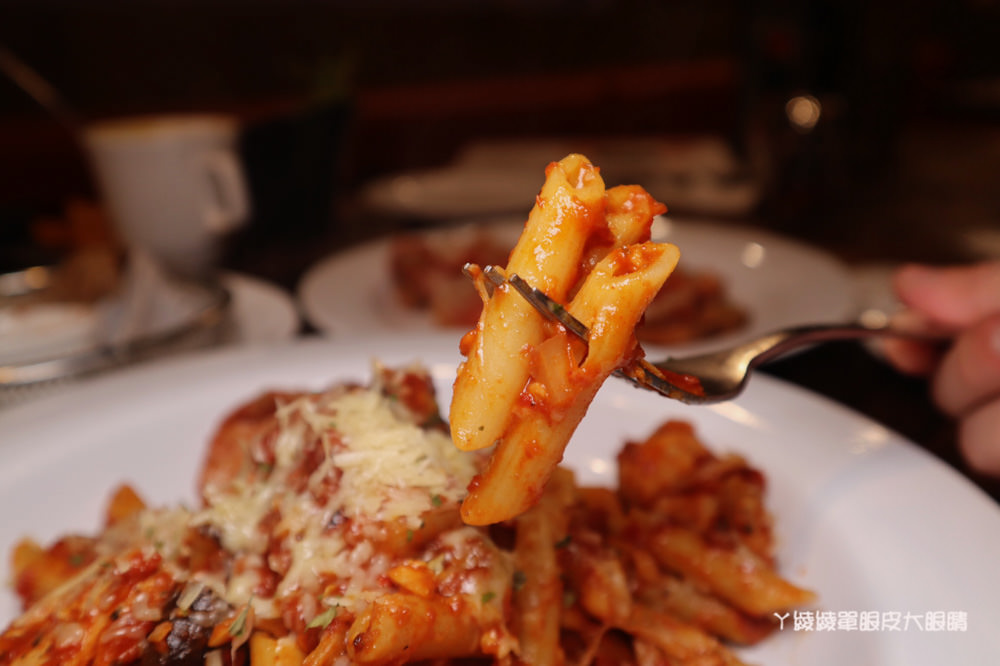 新竹美食餐廳推薦佐佐義，竹北平價義式料理！小木偶童話玻璃屋