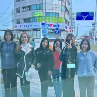8명 เลิ่กลั่ก in korea🇰🇷