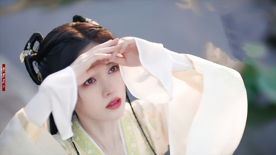 古裝&時裝都好看的神顏女星TOP 4：鞠婧禕