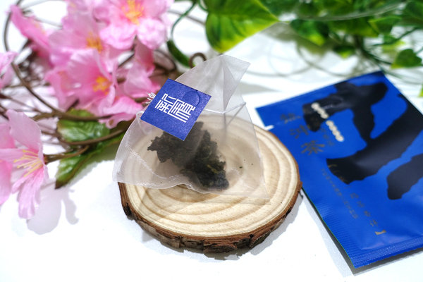 冷泡茶包推薦-新寶順茶行台灣烏龍清香茶，好喝台灣冷泡茶包，一袋一路冷泡茶，無農藥殘留、無添加玉米纖維茶包袋