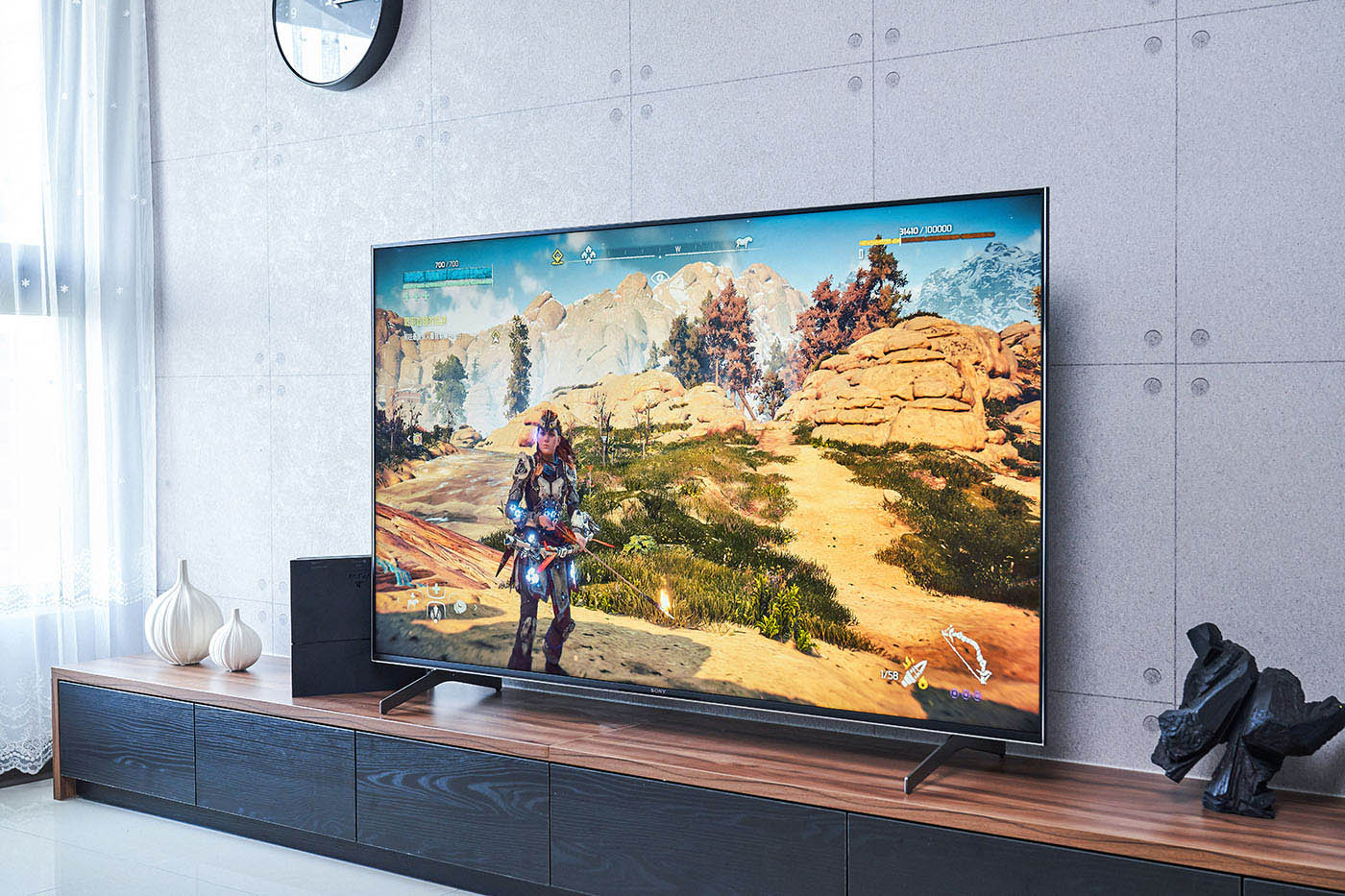 KM-65X9000H 搭載多項 Sony 獨家影像技術，其實力也體現在遊戲畫面的細節呈現上，這也是在 PS5 正式登場前，仍值得擁有它的主因。