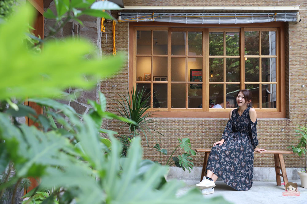 高雄 有。咖啡 自家烘焙咖啡豆 日式本格派手沖咖啡 Kono點滴式手沖 金澤式手沖 kono賽風 自家烘焙咖啡豆 義式咖啡 定食 甜點 小酌 私選音樂