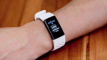 續航7天、防水50公尺，Fitbit推出Charge 3智慧手環，游泳健身都難不倒它