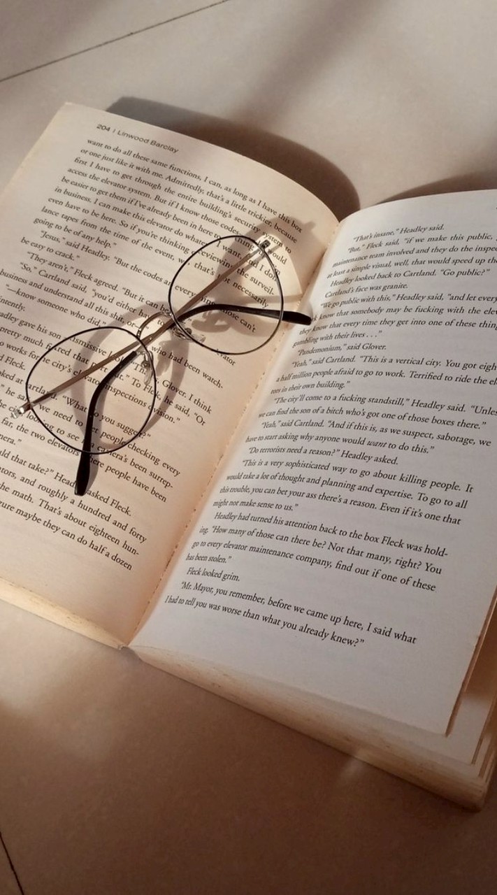 กลุ่มอ่านหนังสือกับกลุ่มทำการบ้าน