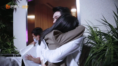 戲外也超甜的「陸劇CP」5：周雨彤&龔俊《從結婚開始戀愛》