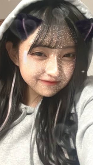 みなみちゃんあみかちゃんさくらちゃんおさきちゃん大好きな人あつまって〜！お話しよ？