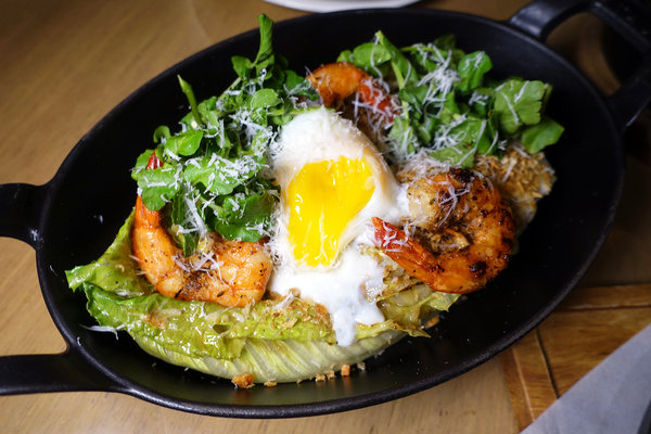 內湖浪漫餐廳-Lazy Point餐酒館，有午餐、下午茶、晚餐的內湖餐酒館，露天酒吧內湖調酒，文湖線約會餐廳，活動包場、會議空間租借的內湖咖啡廳