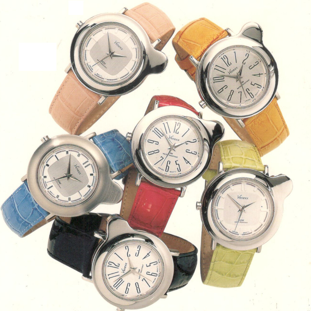 ◆全球第一枚香水手錶 ◆精確瑞士手錶結合香水噴射器 ◆帶有女性溫柔氣質、清新香味 ◆適合品味優雅及感性的少女和仕女 全球第一枚香水手錶 維納斯，首創香水腕錶的獨特手錶品牌，帶有女性溫柔氣質、清新香味，