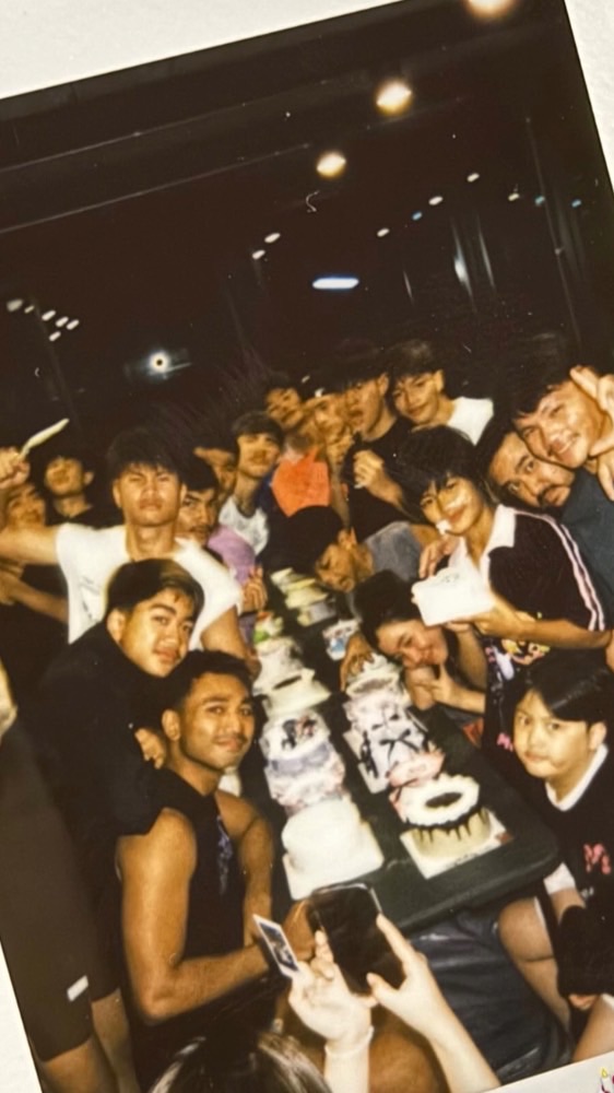เบียวเข้าเส้นเล่นเข้าเนื้อ