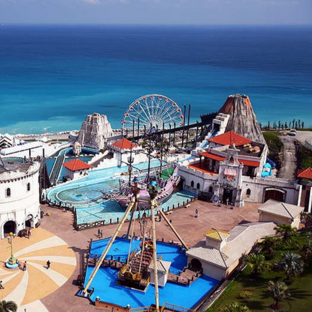 禁帶食物(含飲料、便當等) 含酒精之飲料。 2. 任何玻璃瓶、寵物、運動器材，如溜冰鞋、直排輪、滑板車等。 3. 危險物品如刀、槍等武器，任何法定公告管制性藥物毒品如搖頭丸、安非它命等。 4. 幼兒遊