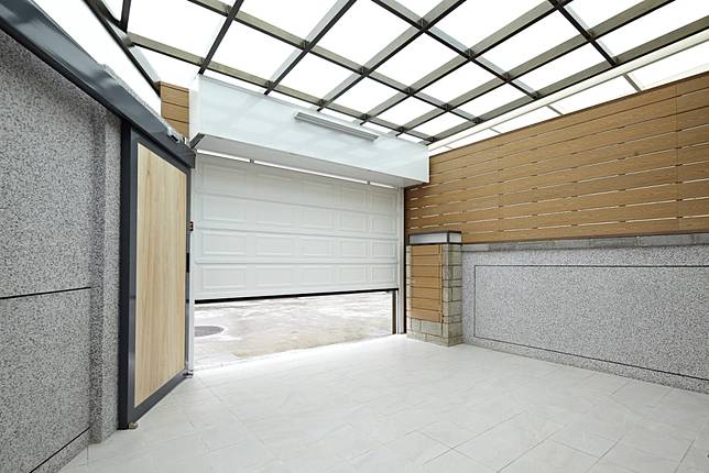 15 款風格各異的車庫與停車棚設計 Homify Line Today