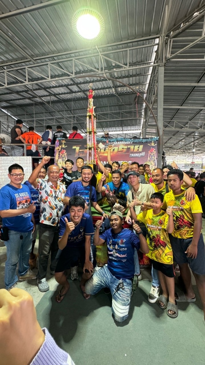 โกดังสีฟ้าฟาร์ม (ซุปเปอร์บอลตะเคียนเตี้ย)