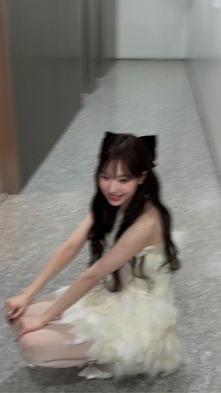 🩶ı ^🖇️보고 싶어요…ㅠㅠ