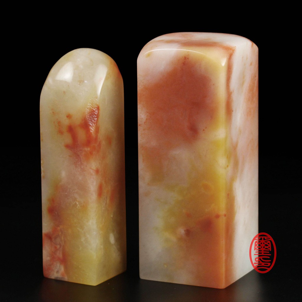 公司印章印面： 2 . 95 x 2 . 95 印高： 7 . 8 (公分)個人印章印面： 2 x 2 印高： 7 . 5 (公分)