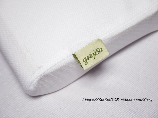 【GreySa格蕾莎】兒童環保記憶枕 #針對5-12歲孩童設計 #MIT台灣製造 #兒童枕頭推薦 (5).JPG